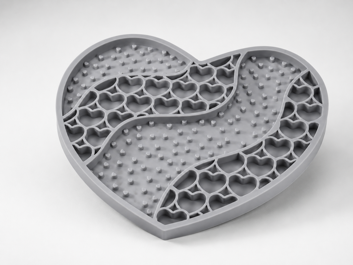 Heart Shaped Dog Licking Mat